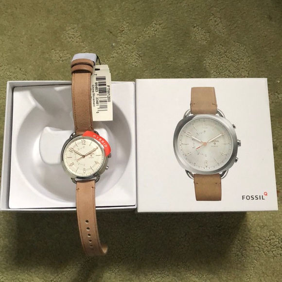 Accessories - Fossil Q Accomplice NWT